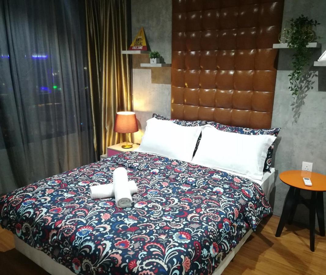 Rumahcozy Homestay I-City 샤알람 외부 사진